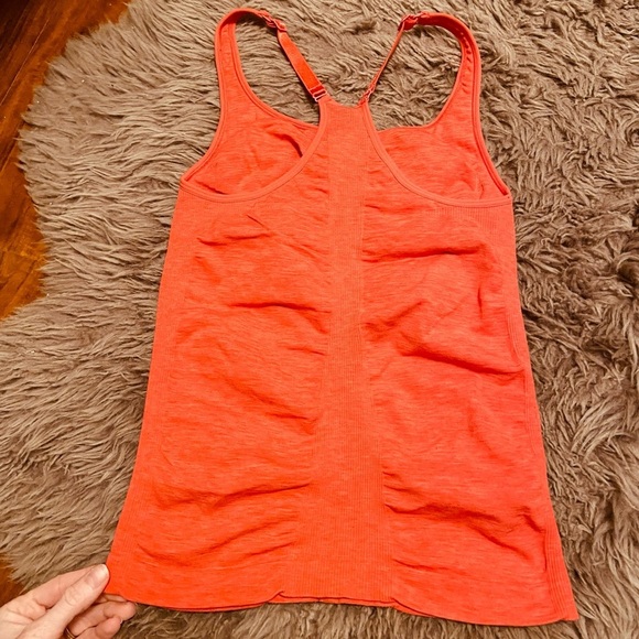 Athleta Workout Top Size Small - Picture 3 of 7